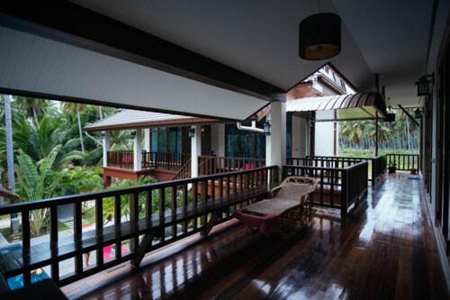 Coconut Tree Homestay Ban Wa Thon Bagian luar foto